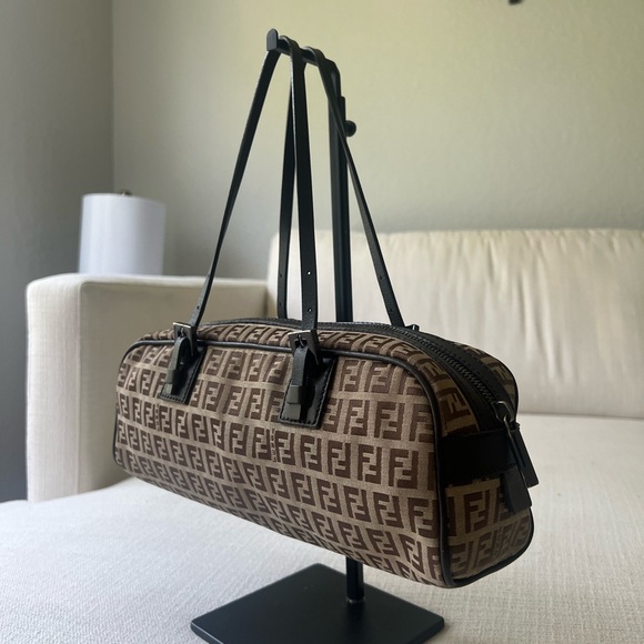 Fendi Handbags - 🤎❌️SOLD❌️FENDI Zucchino Handle Bag🤎